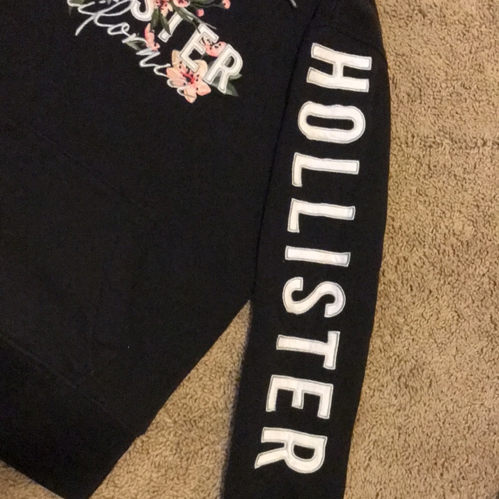 Sweatshirt - Picture 3 of 4